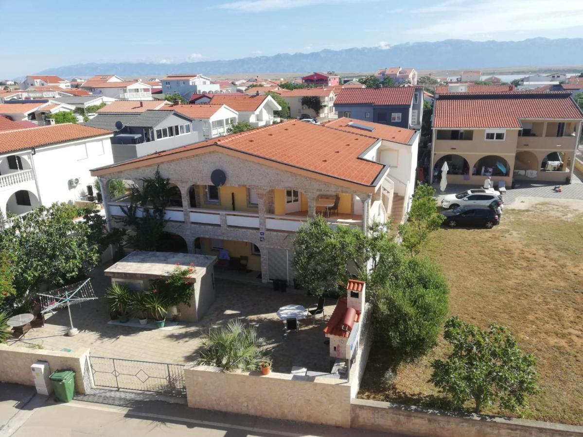 Apartements Delfin Vir Exteriér fotografie