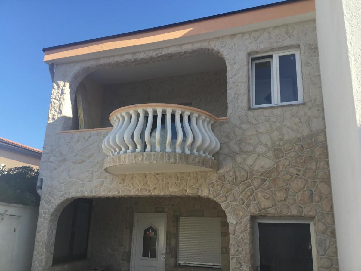 Apartements Delfin Vir Exteriér fotografie