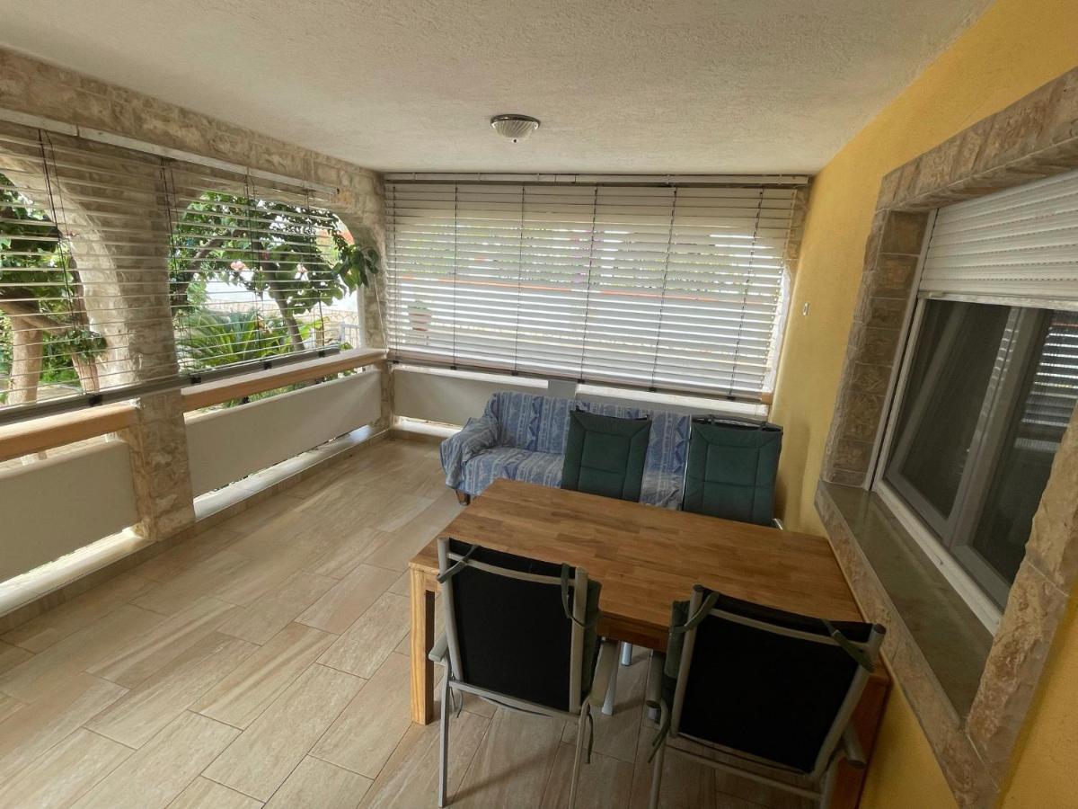 Apartements Delfin Vir Exteriér fotografie