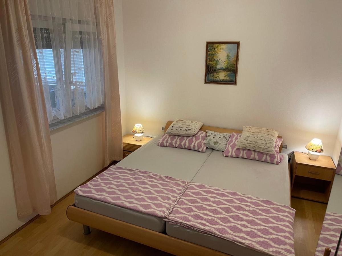 Apartements Delfin Vir Exteriér fotografie