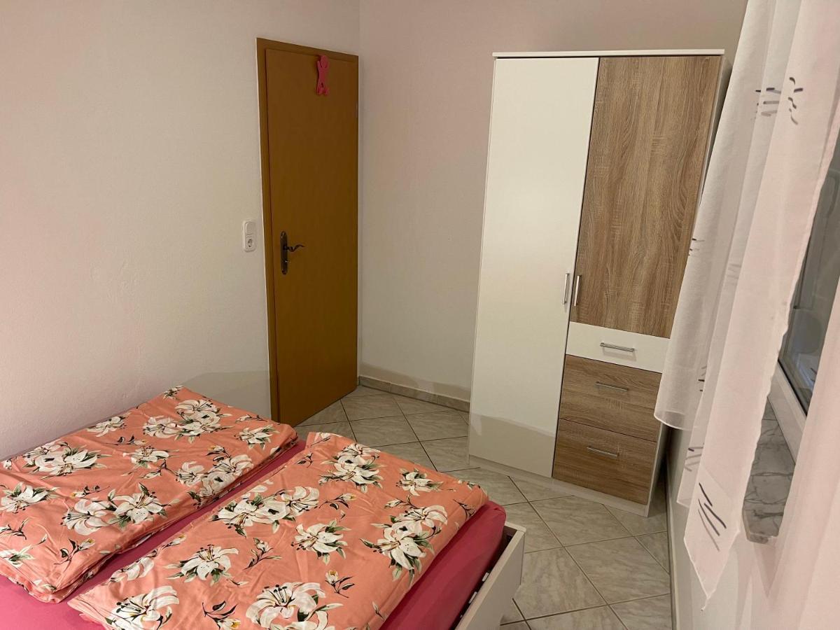 Apartements Delfin Vir Exteriér fotografie